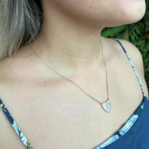 Colar coração cristal cravejado banhado em ouro 18k - Imagem 3
