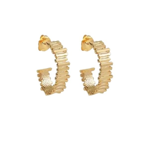 Brinco Argola Tracinhos Banhado em Ouro 18k
